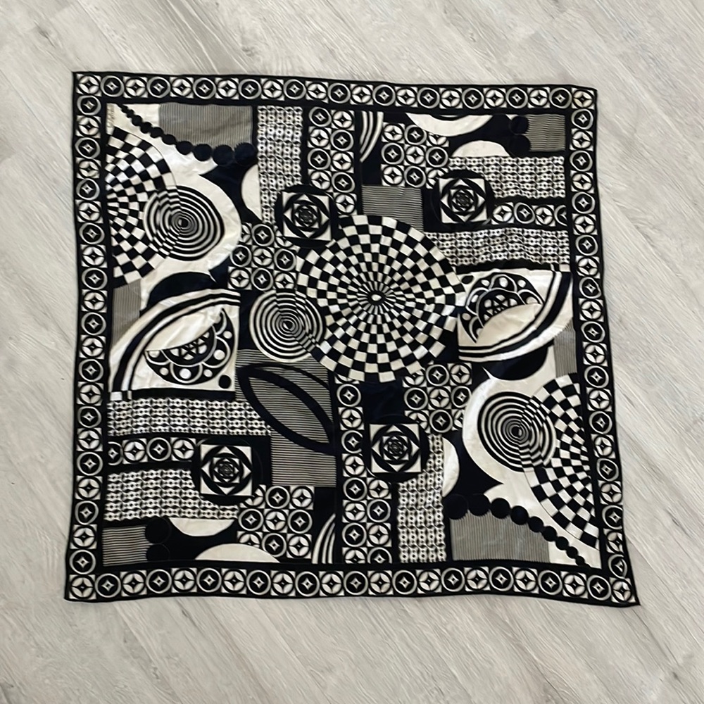Oscar de la Renta Abstract Silk Scarf 30x30 Vintage